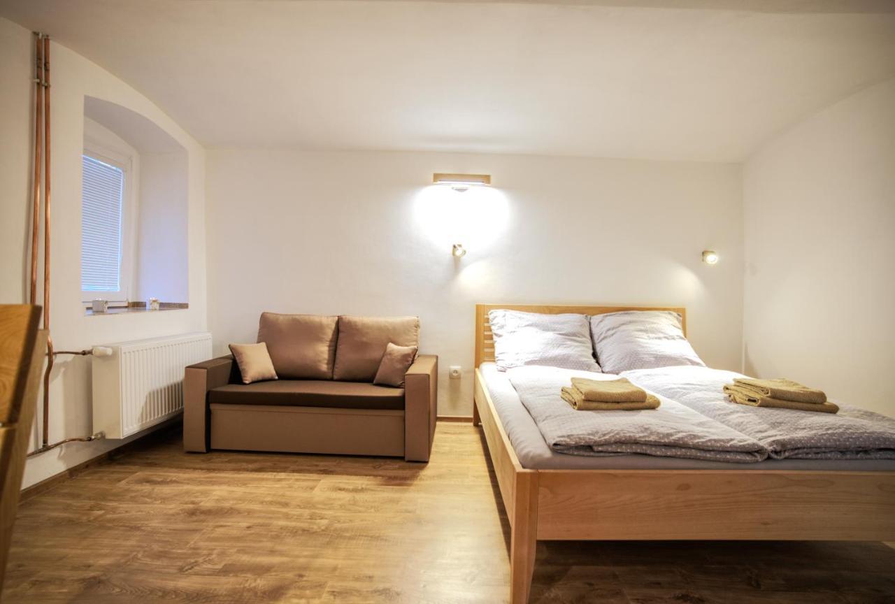 Apartament Apartmanek Mezi Kopci Jáchymov Zewnętrze zdjęcie